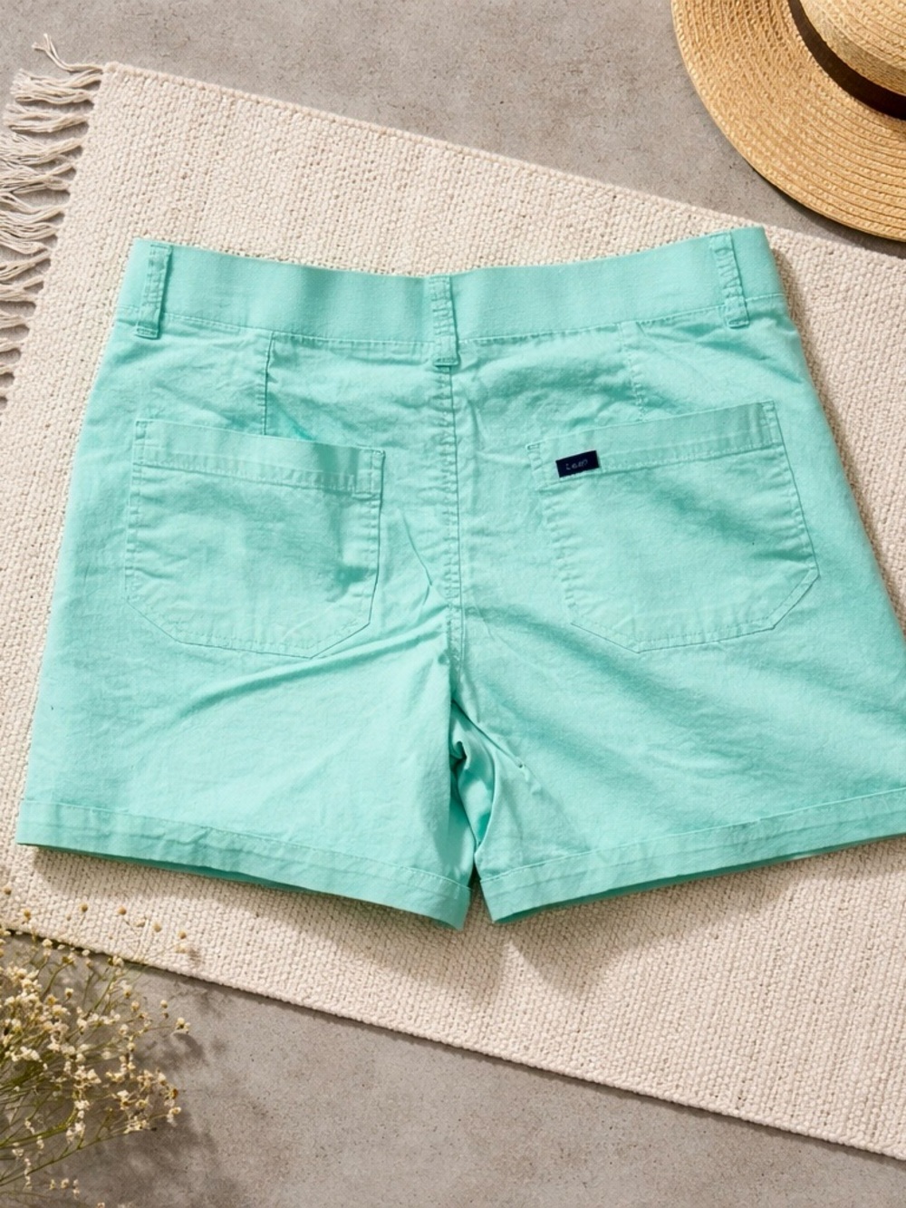 Lee Mint Green Cargo Pocket Shorts Size M - Picture 2 of 5